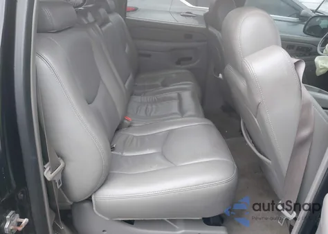 2006 Chevrolet Suburban 1500 Z71 from USA, damaged, VIN 1GNFK16Z26J168703